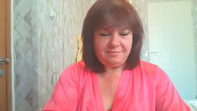 Pokój czatu na żywo – HannahAna39