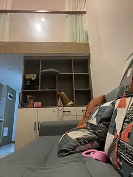 YY-1-1-1 Live Chatraum