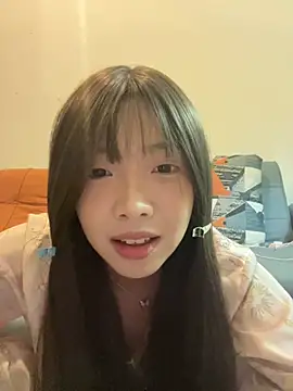 YY-1-1-1 Live chatroom