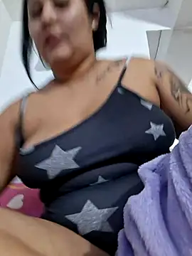 Valentina_Tilly's Live Chat Room