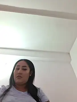 Valentina_Tilly: δωμάτιο απευθείας συνομιλίας
