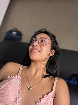 Nia_lobo Live Chatrum
