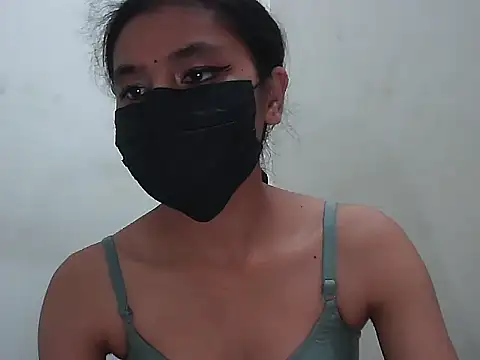 Your_pokieee Live Chatraum