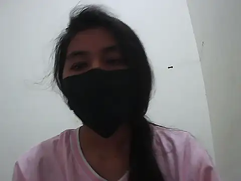 Živá chatovací místnost Your_pokieee