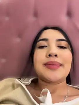 Antonellalovely's Live Chat Room