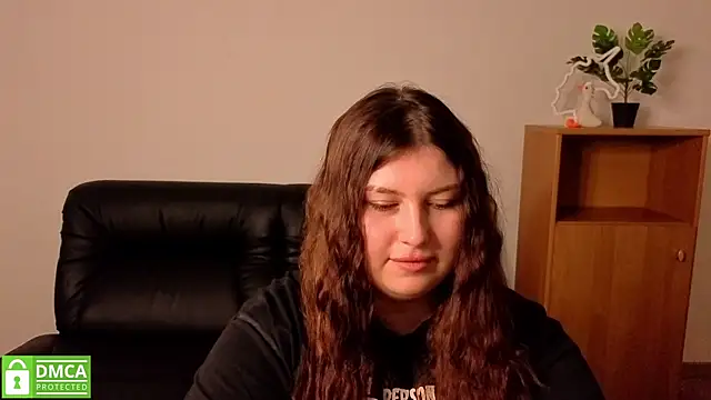 Chatroom en direct de Katina_deeplou4