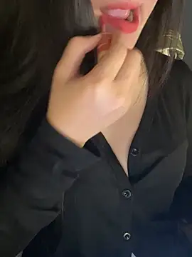 Elise68 লাইভ চ্যাট রুম
