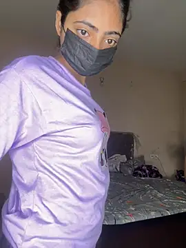 Lusty_cherry чат на живо