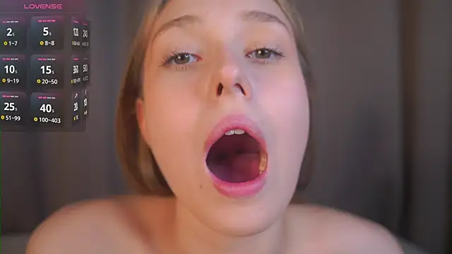 Živá kamerová sex show JannieMayzes
