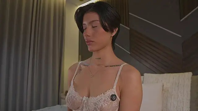 evamorettii Live Chatraum