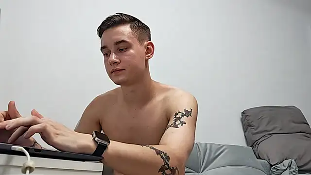 Вебкам-шоу James_ice_