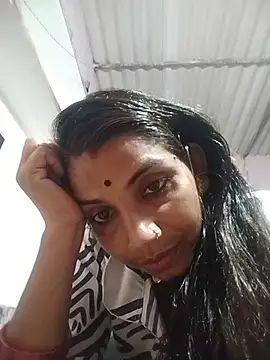 חדר צ'אט בשידור חי של Hot_soniya78