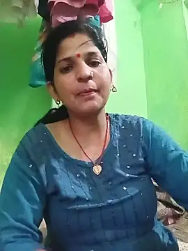 Joohi_Chawla143's Live Chat Room