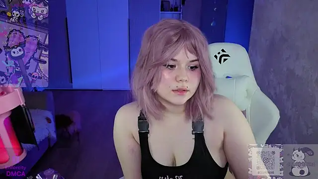 Živá chatovací místnost claire_faers