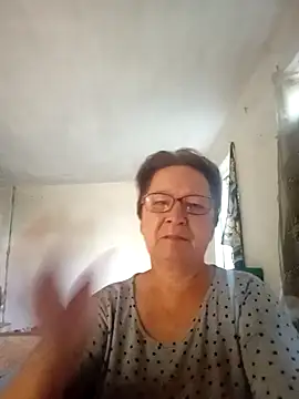 غرفة دردشة NikolettaLove077 المباشرة