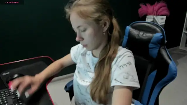Phòng Chat Trực Tiếp Eda_Vixen
