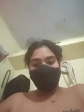Cute-girlyy Cameră chat live