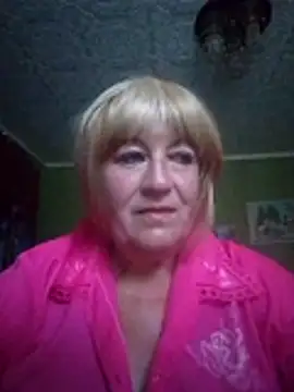 EmmaSwan555's Live Chat Room
