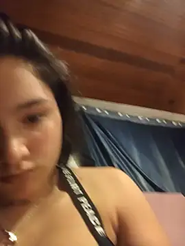 michellee444のライブチャットルーム