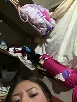 reginaconde28 现场聊天室