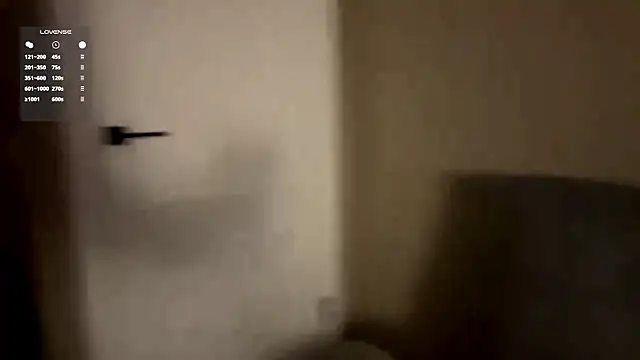 Qeeeunn Live Chatraum