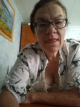 غرفة دردشة Olena72531 المباشرة