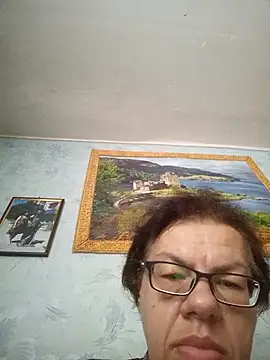 Olena72531n Live chat-huone