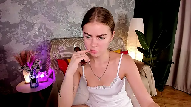 bubbleslina's Live Chat Room
