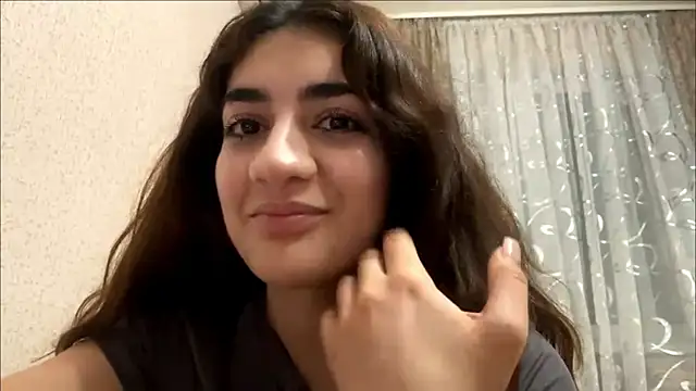 Ledi_Asthik's Live Chat Room