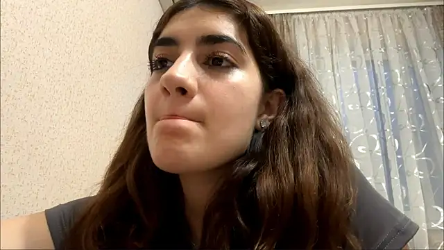 Živá chatovací místnost Ledi_Asthik