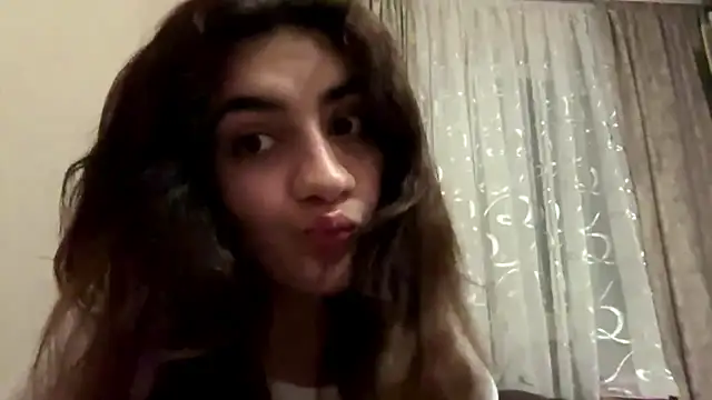 غرفة دردشة Ledi_Asthik المباشرة