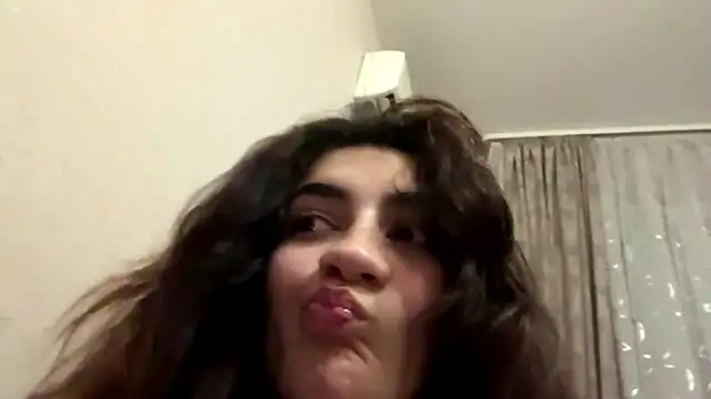 Ledi_Asthik Live Chatraum