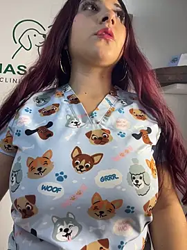 Nahomy_benet live-chat rom