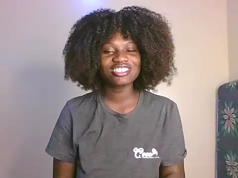 _Dana1's Live Chat Room
