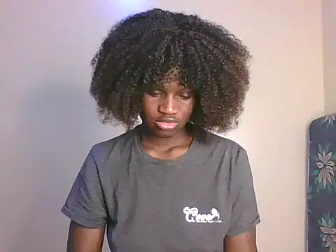 _Dana1's Live Chat Room
