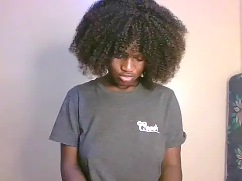 _Dana1's Live Chat Room
