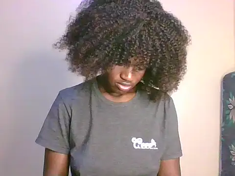 _Dana1's Live Chat Room