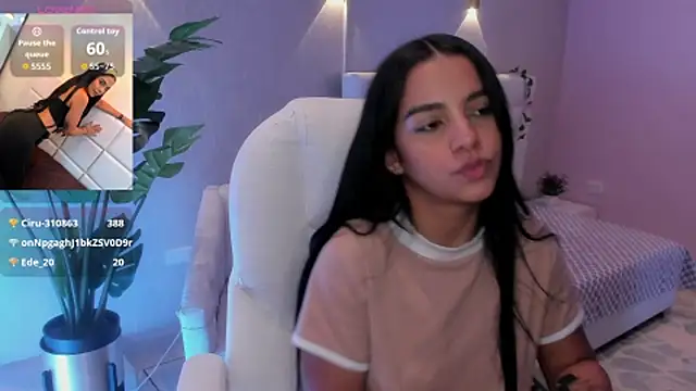 غرفة دردشة kendallowens المباشرة