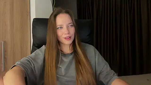 Chat soba uživo modela aneutta