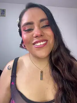 CamilJoness69's Live Chat Room