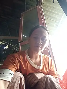 Hala-tia – live chatrum