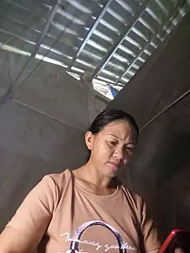 Hala-tia লাইভ চ্যাট রুম