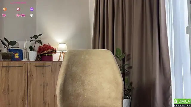 Živá chatovací místnost Loanaaa