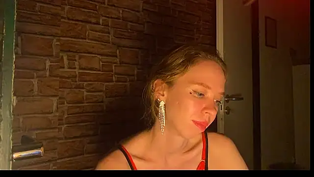Živá chatovací místnost ElizaStorm