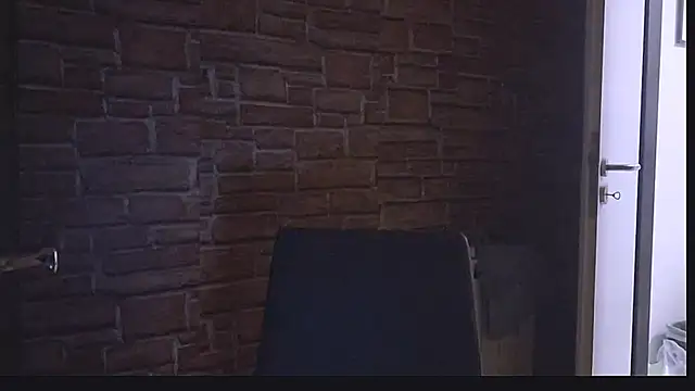 ElizaStorm élő chatszobája