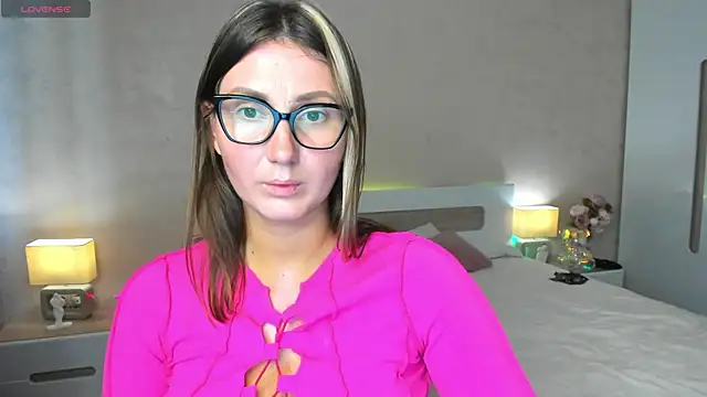 NikkiKisssn Live chat-huone