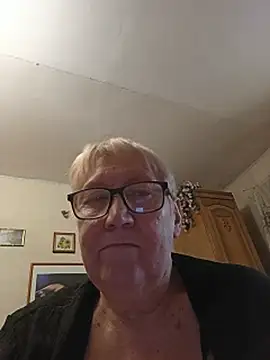 Chat ao vivo de Molli1408