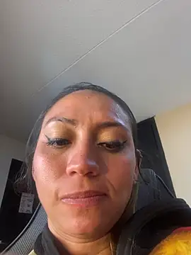 Emmily_Thompsonn Live Chatrum