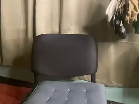 Arshii_7's Live Chat Room