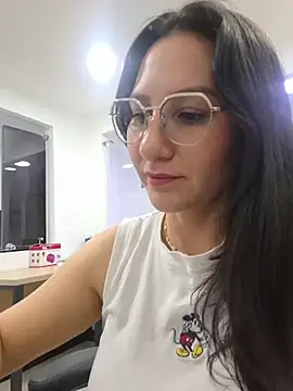 Antonella_Saa: δωμάτιο απευθείας συνομιλίας